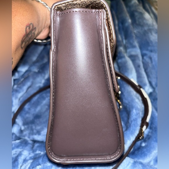 🌺⭐️🌺 HP 🌺⭐️🌺NWOT— Michael Kors crossbody 🌺⭐️🌺 - Picture 10 of 13